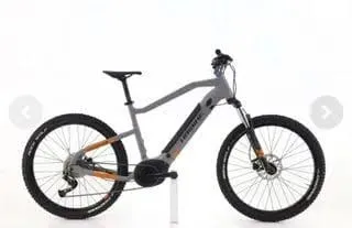 E-bike Conor azul para alquiler en La Graciosa
